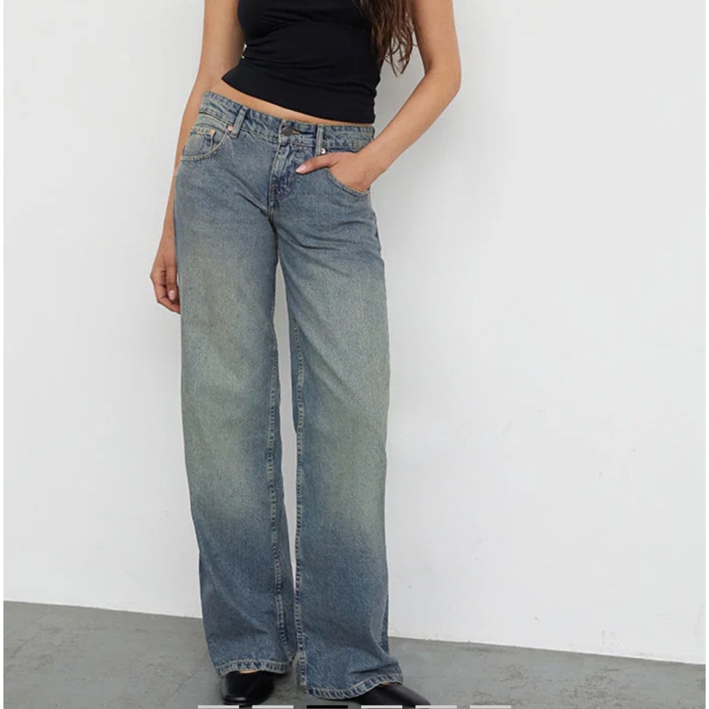 Motel Parallel Lowrise Baggy Jeans
